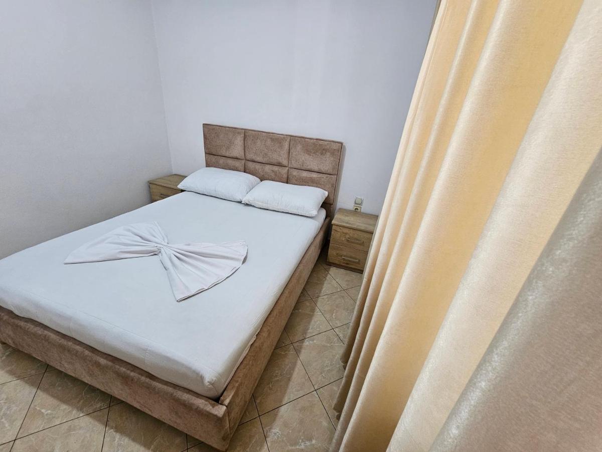 Alex Apartments Саранда Экстерьер фото